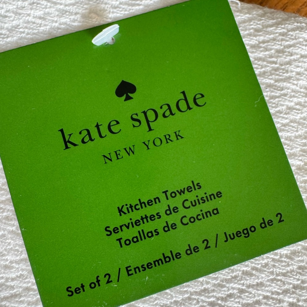 Kate Spade Set of 2 Dish Towels NEW - Picture 2 of 4